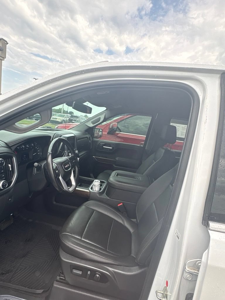 Used 2022 GMC Sierra 1500 SLT w/ SLT Premium Package AWD/4WD image 12