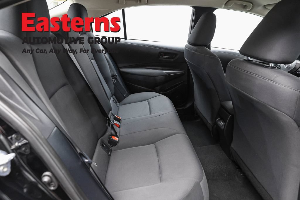 Used 2025 Toyota Corolla LE FWD image 24