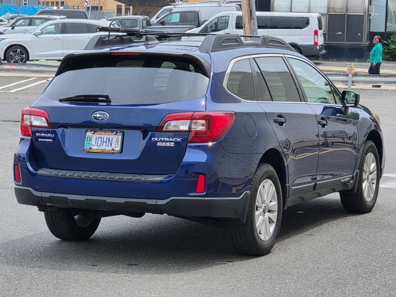 Used 2017 Subaru Outback 2.5i Premium AWD/4WD image 7