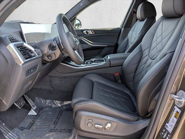 New 2026 BMW X5 xDrive40i w/ M Sport Package AWD/4WD image 4