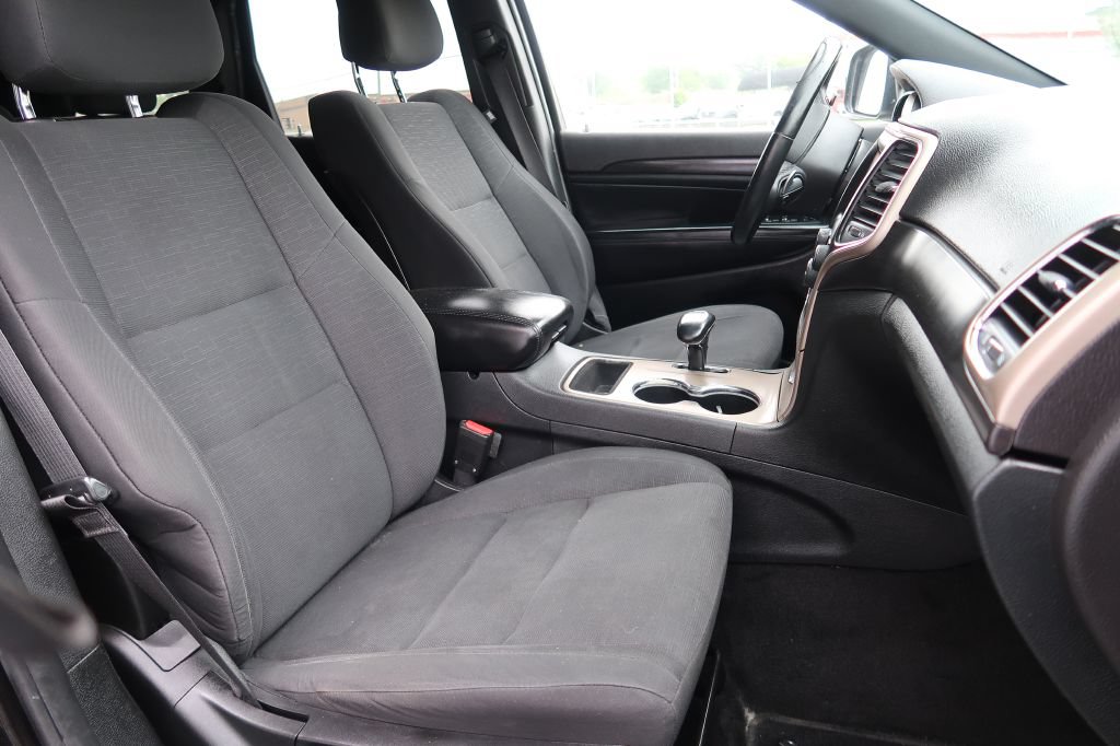 Used 2014 Jeep Grand Cherokee Laredo w/ Quick Order Package 23E AWD/4WD image 9