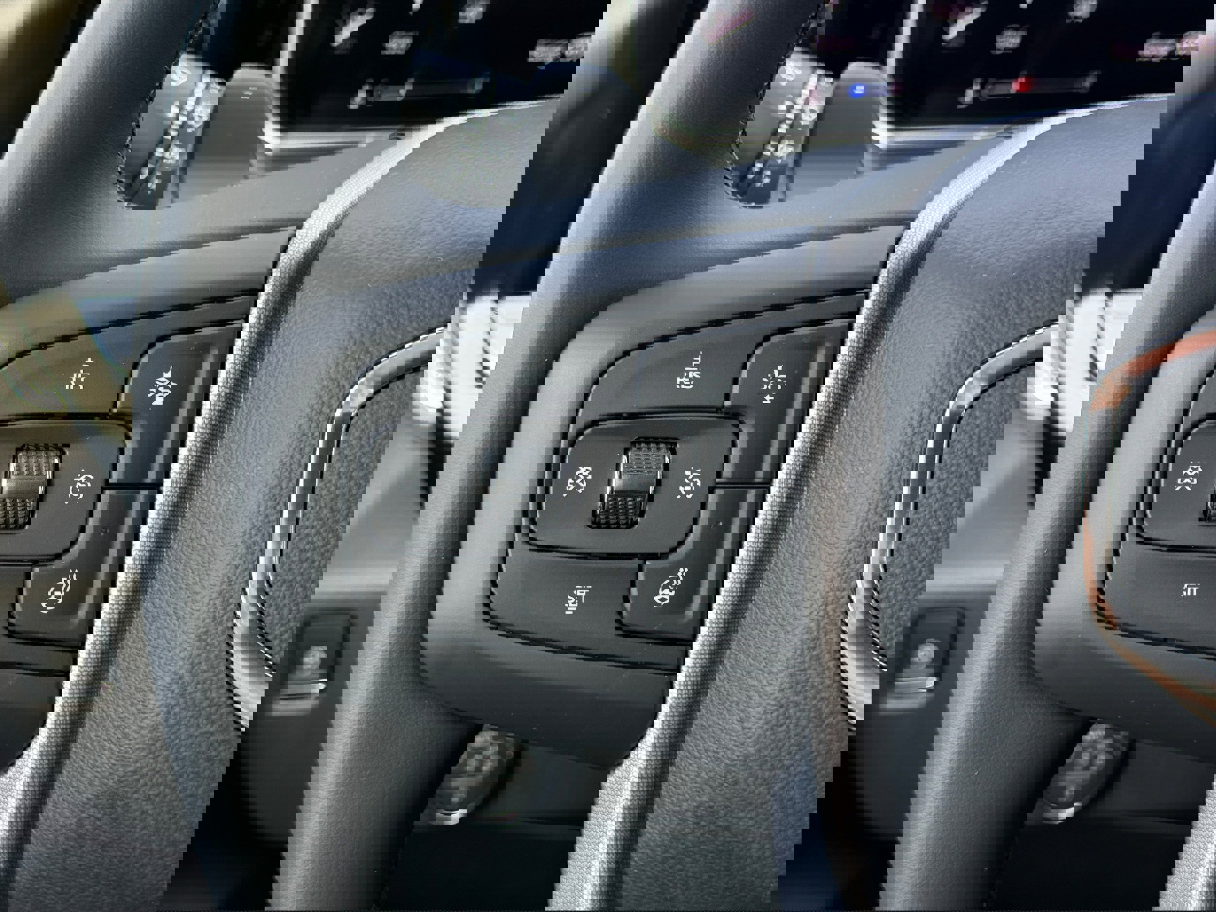 New 2026 GMC Sierra 1500 SLT w/ SLT Premium Package image 13