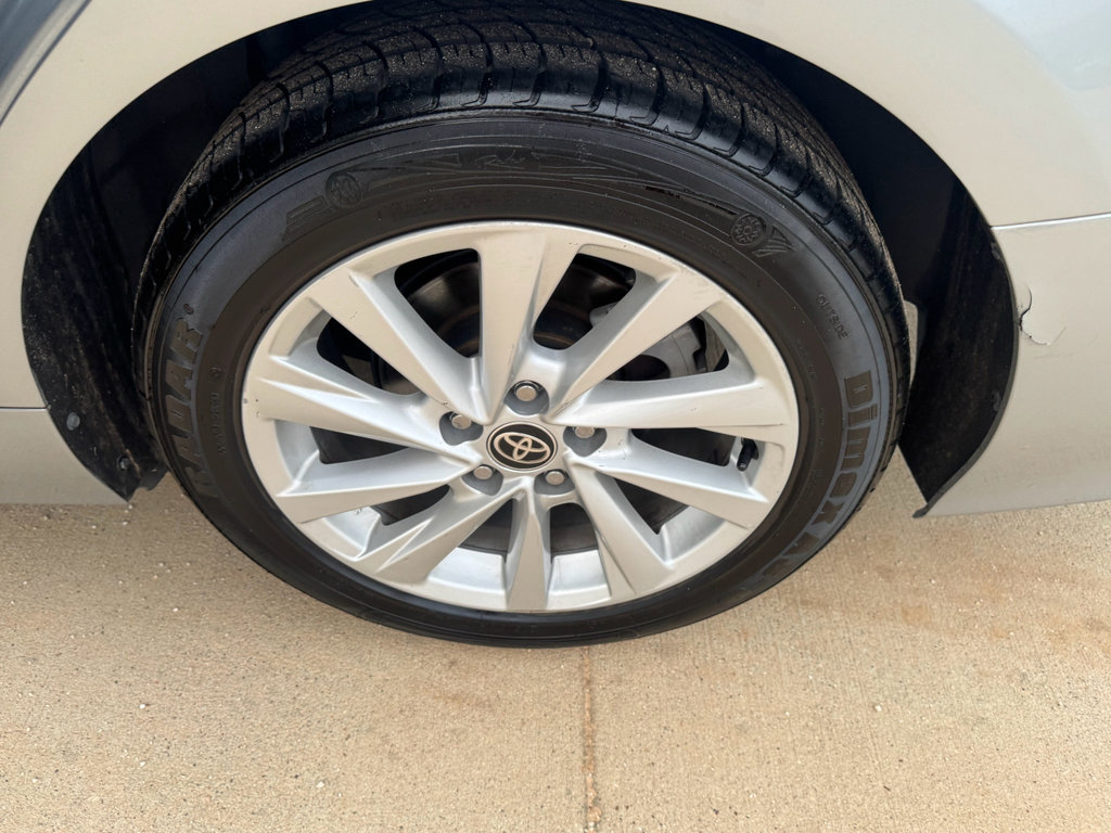 Used 2023 Toyota Camry LE FWD image 27