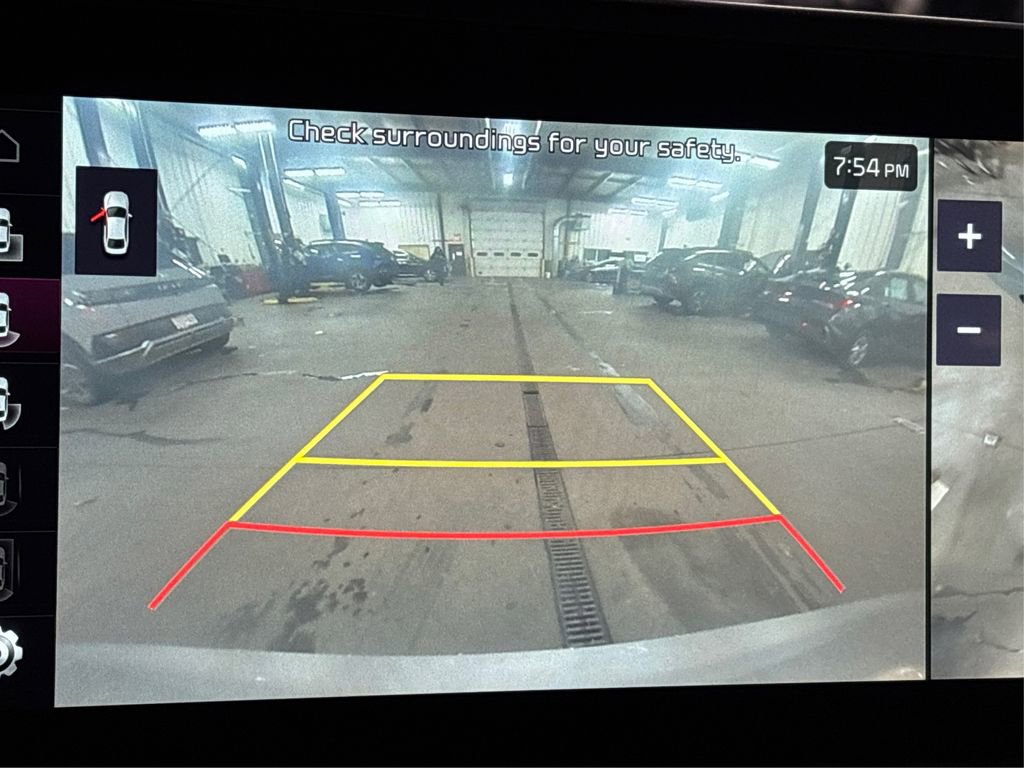 Certified 2024 Kia Carnival SX Prestige image 30