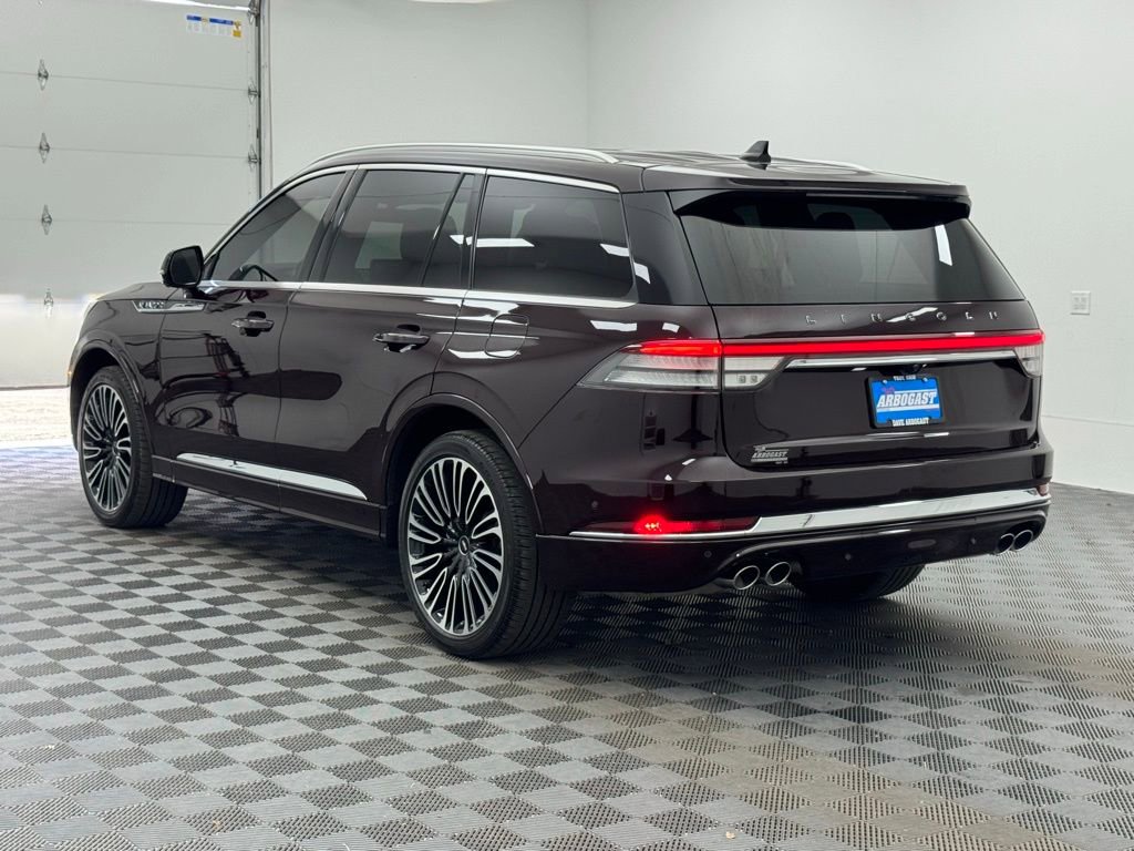 Used 2023 Lincoln Aviator Black Label w/ Class IV Trailer Tow Package AWD/4WD image 14