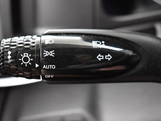 Used 2023 Hyundai Elantra SEL image 27