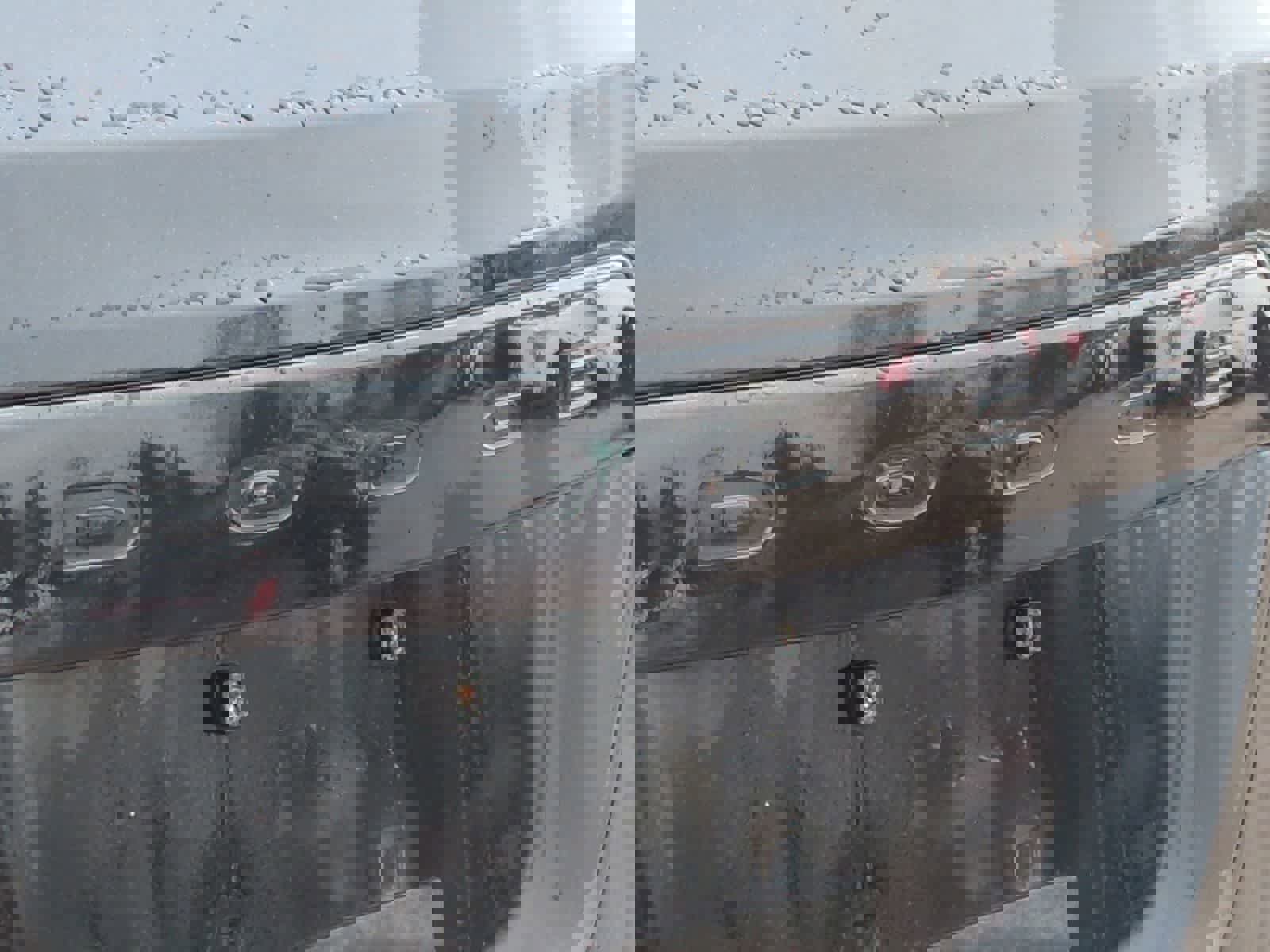 Used 2013 Dodge Grand Caravan SE image 13