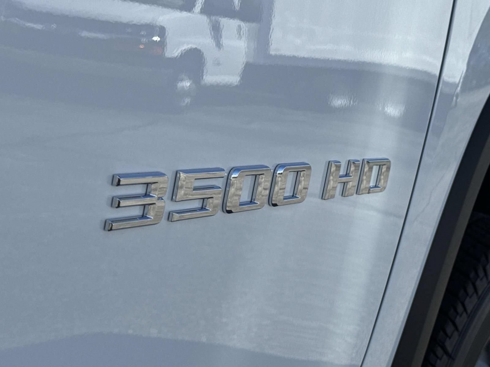 New 2026 Chevrolet Silverado 3500 LT w/ All Star Edition AWD/4WD image 10