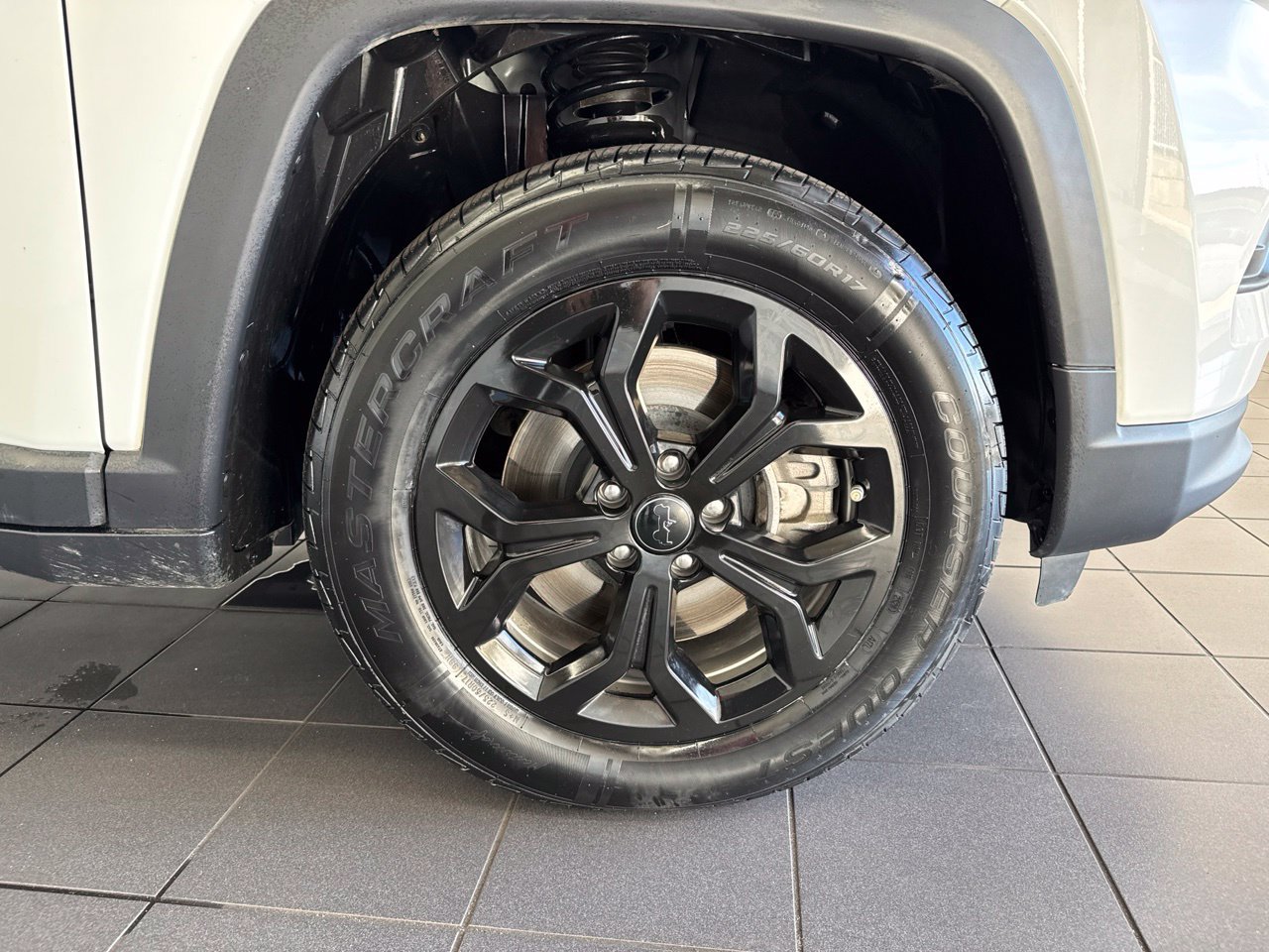 Used 2025 Jeep Compass Latitude AWD/4WD image 52