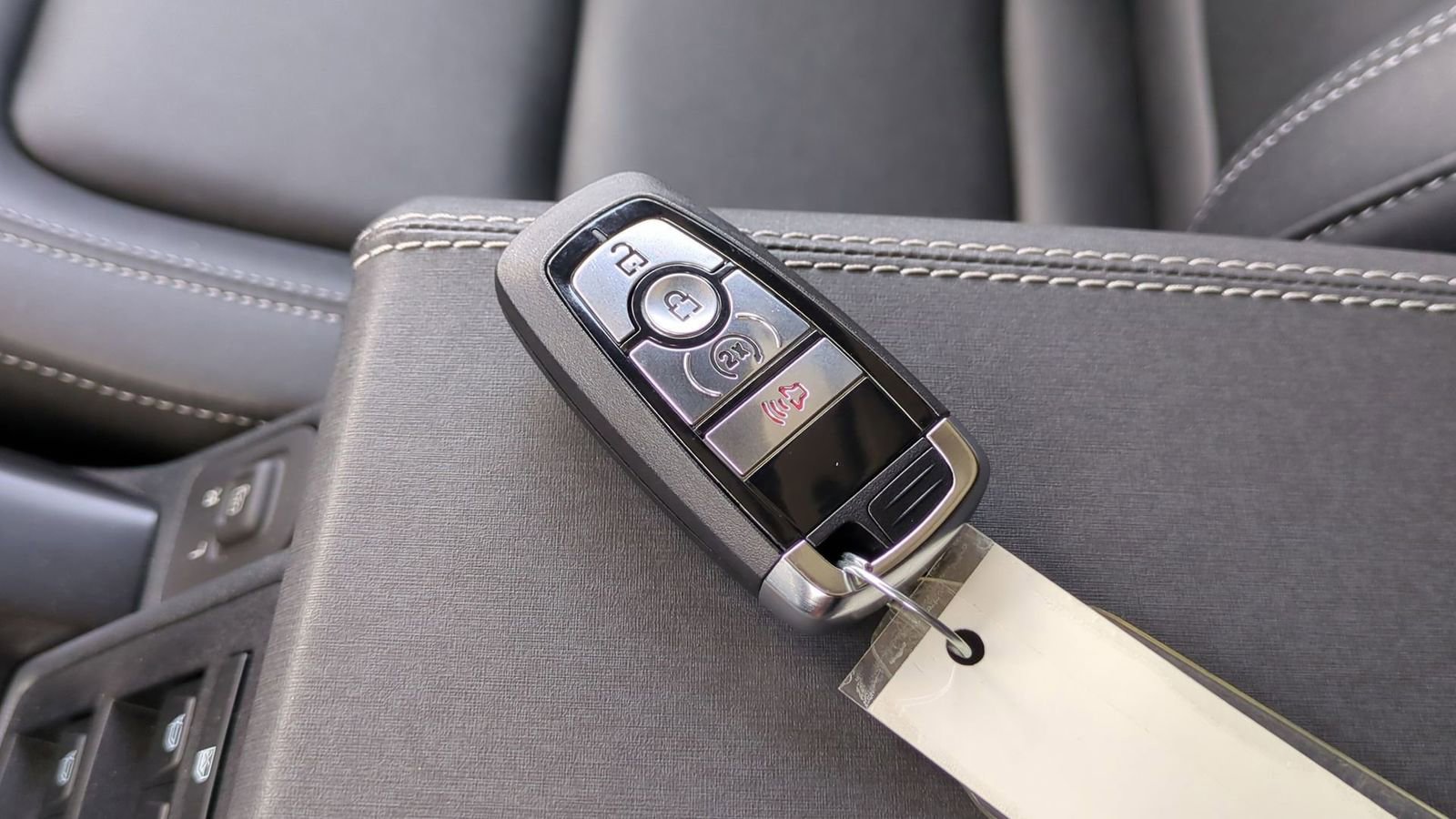 New 2025 Ford Bronco Badlands image 33