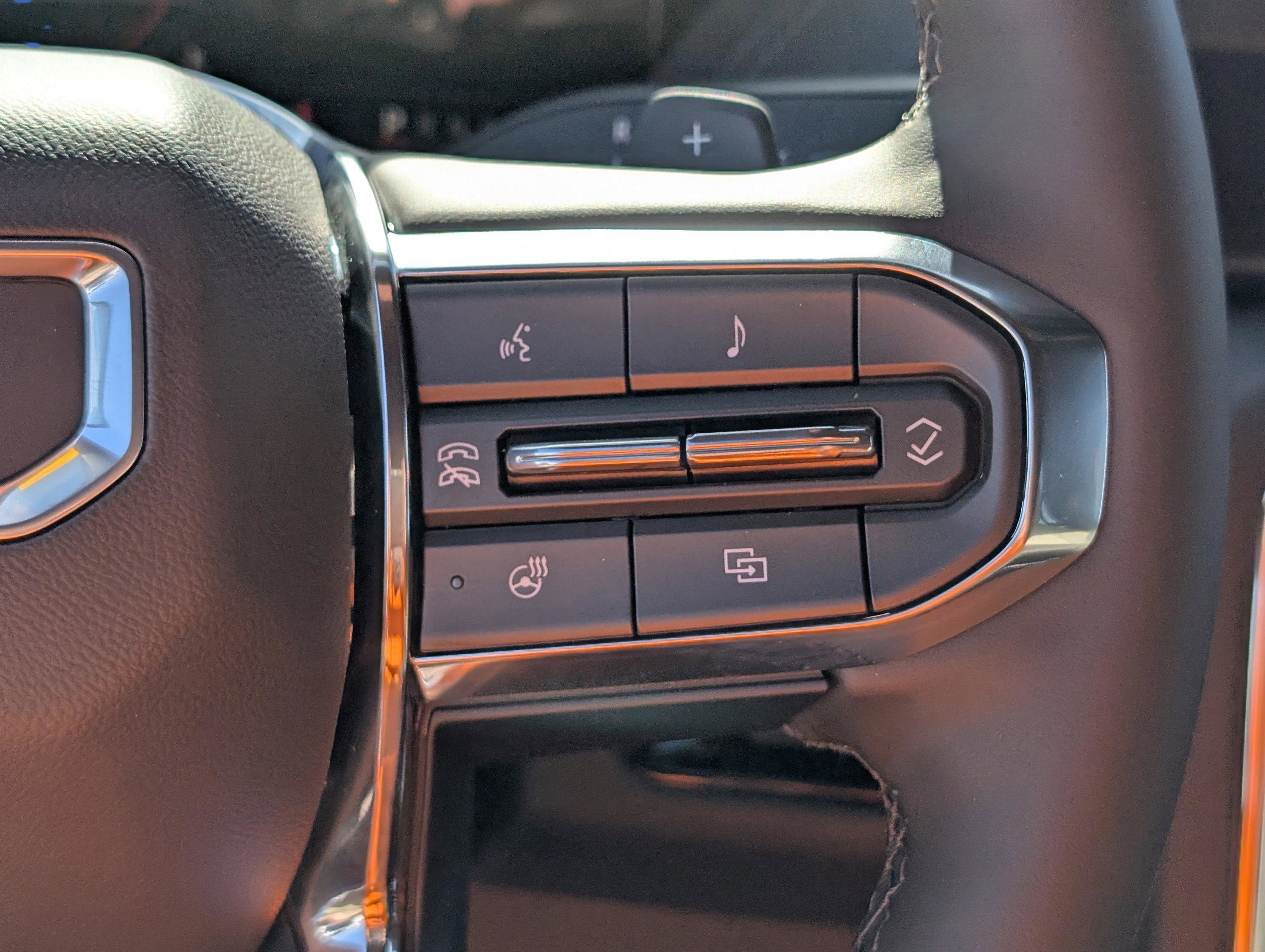 New 2026 GMC Yukon XL Elevation image 19