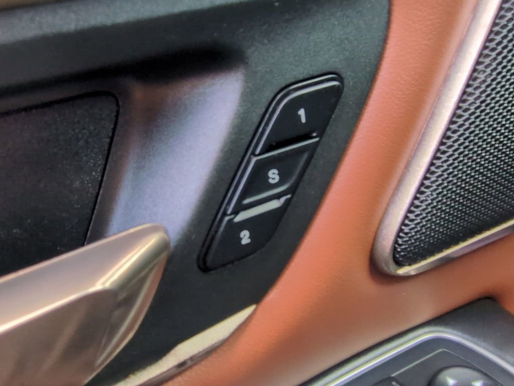 Used 2020 RAM 1500 Limited image 17