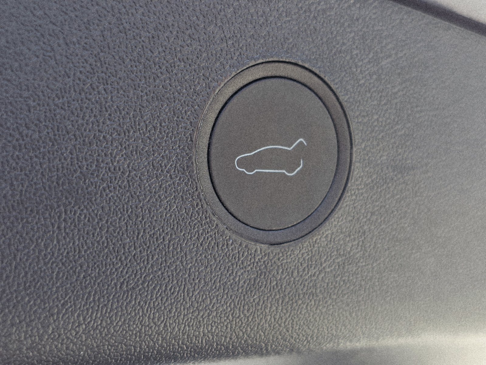 Used 2023 Tesla Model 3 Standard Range RWD image 19
