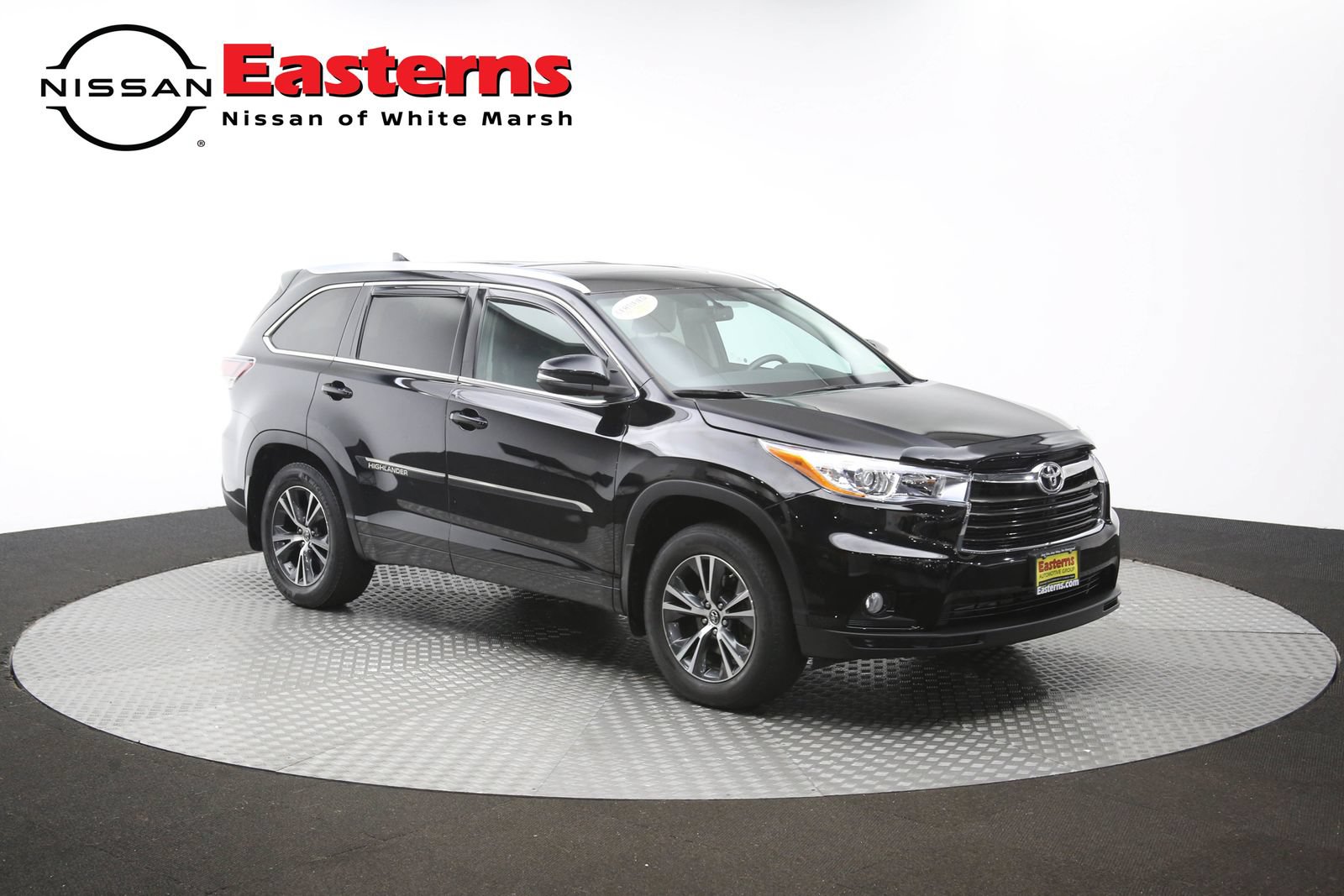 Used 2016 Toyota Highlander XLE AWD/4WD image 46