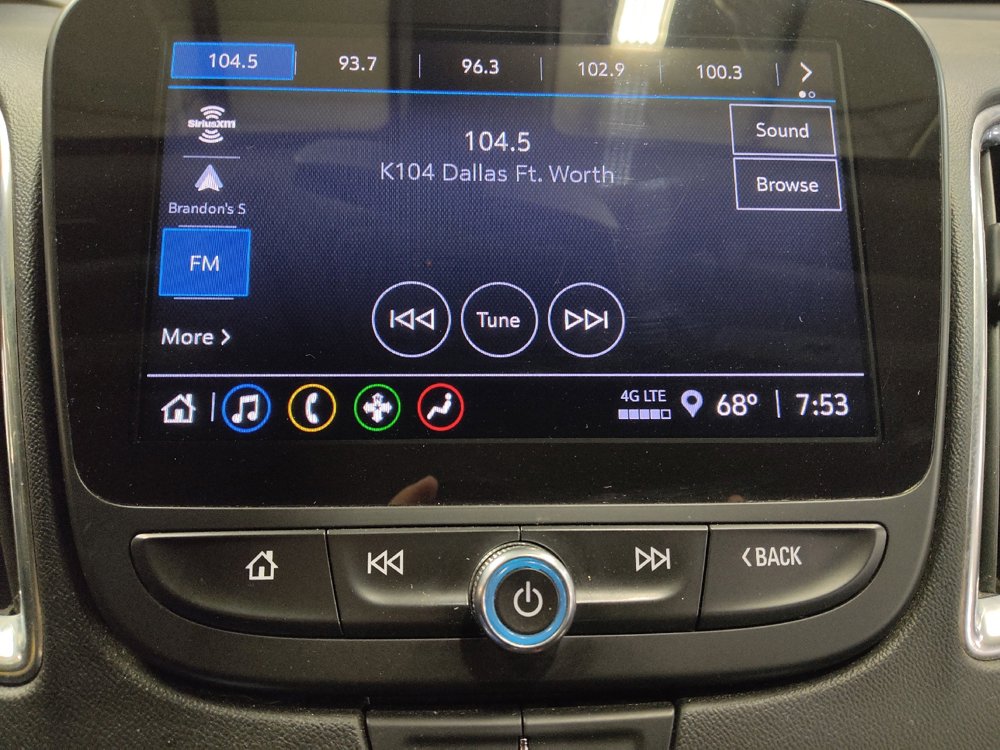 Used 2021 Chevrolet Malibu LT FWD image 25