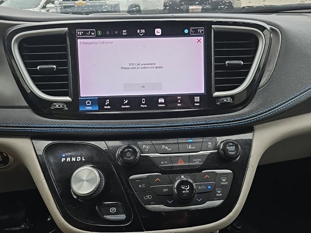 Used 2021 Chrysler Pacifica Touring-L image 23