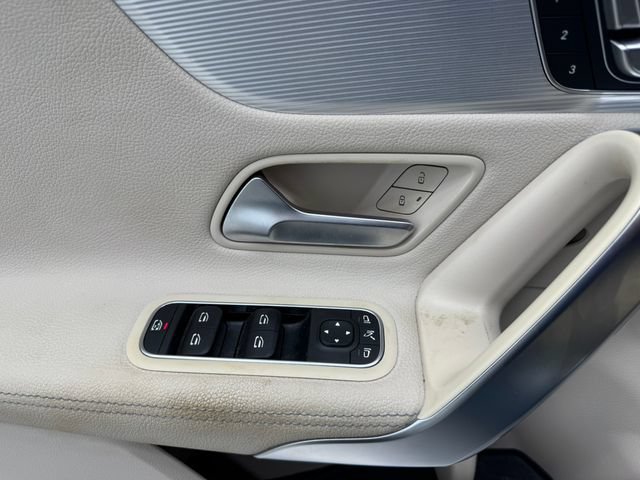 Used 2020 Mercedes-Benz CLA 250 image 36