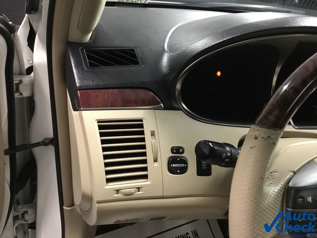 Used 2011 Toyota Avalon Limited FWD image 20