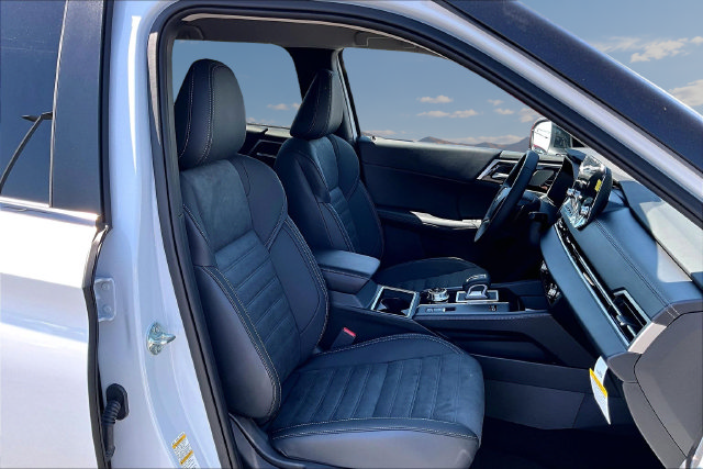 New 2026 Nissan Rogue SL AWD/4WD image 11
