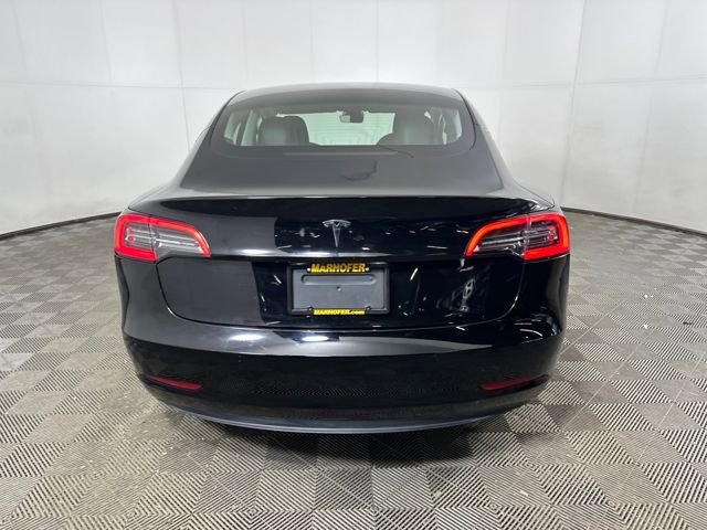 Used 2019 Tesla Model 3 Standard Range Plus image 4