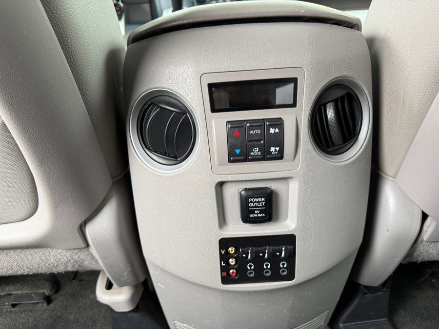 Used 2015 Honda Pilot Touring image 43