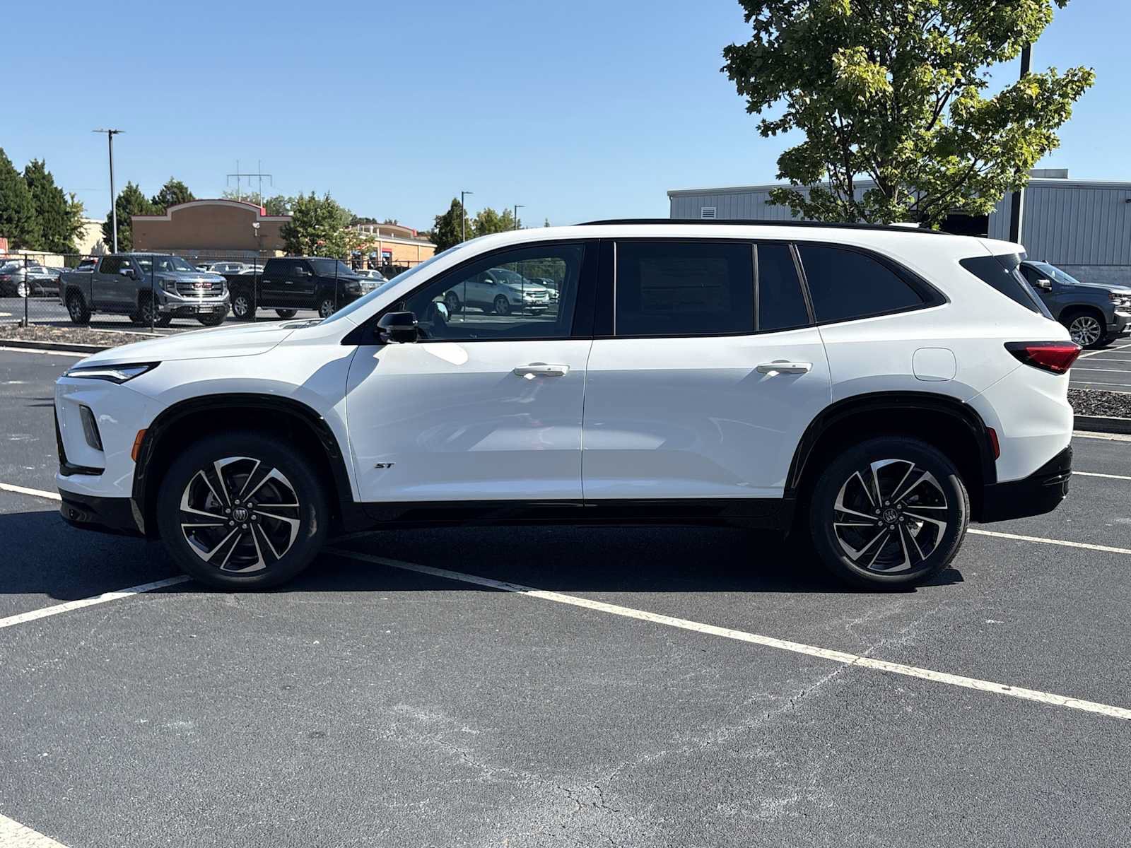 New 2027 Buick Enclave Sport Touring w/ Power Package FWD image 19