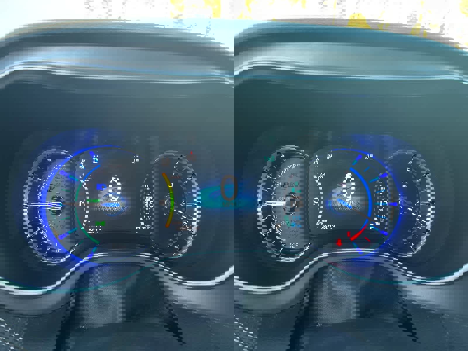 Used 2020 Chrysler Pacifica Limited w/ Advanced Safetytec Group image 46