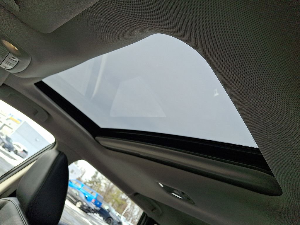 Used 2022 Nissan Rogue Sport SL w/ Premium Package image 15