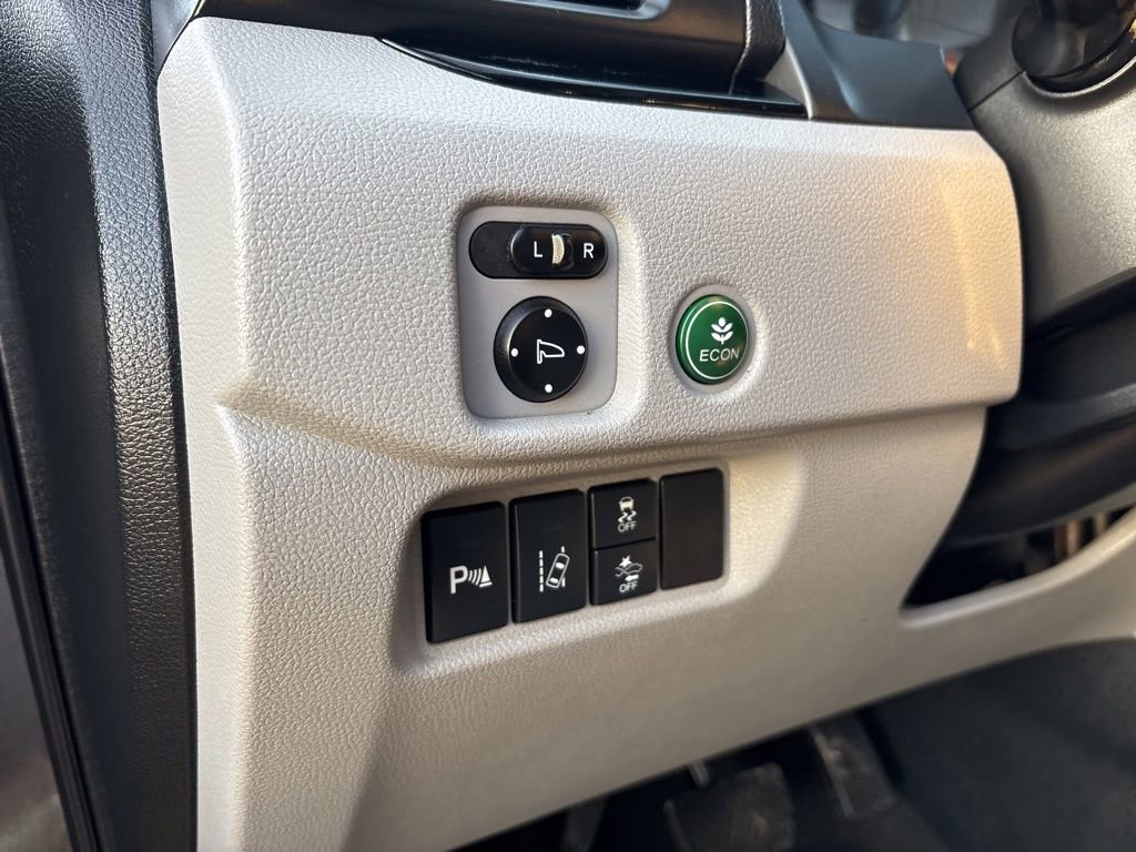 Used 2017 Honda Pilot Touring image 20