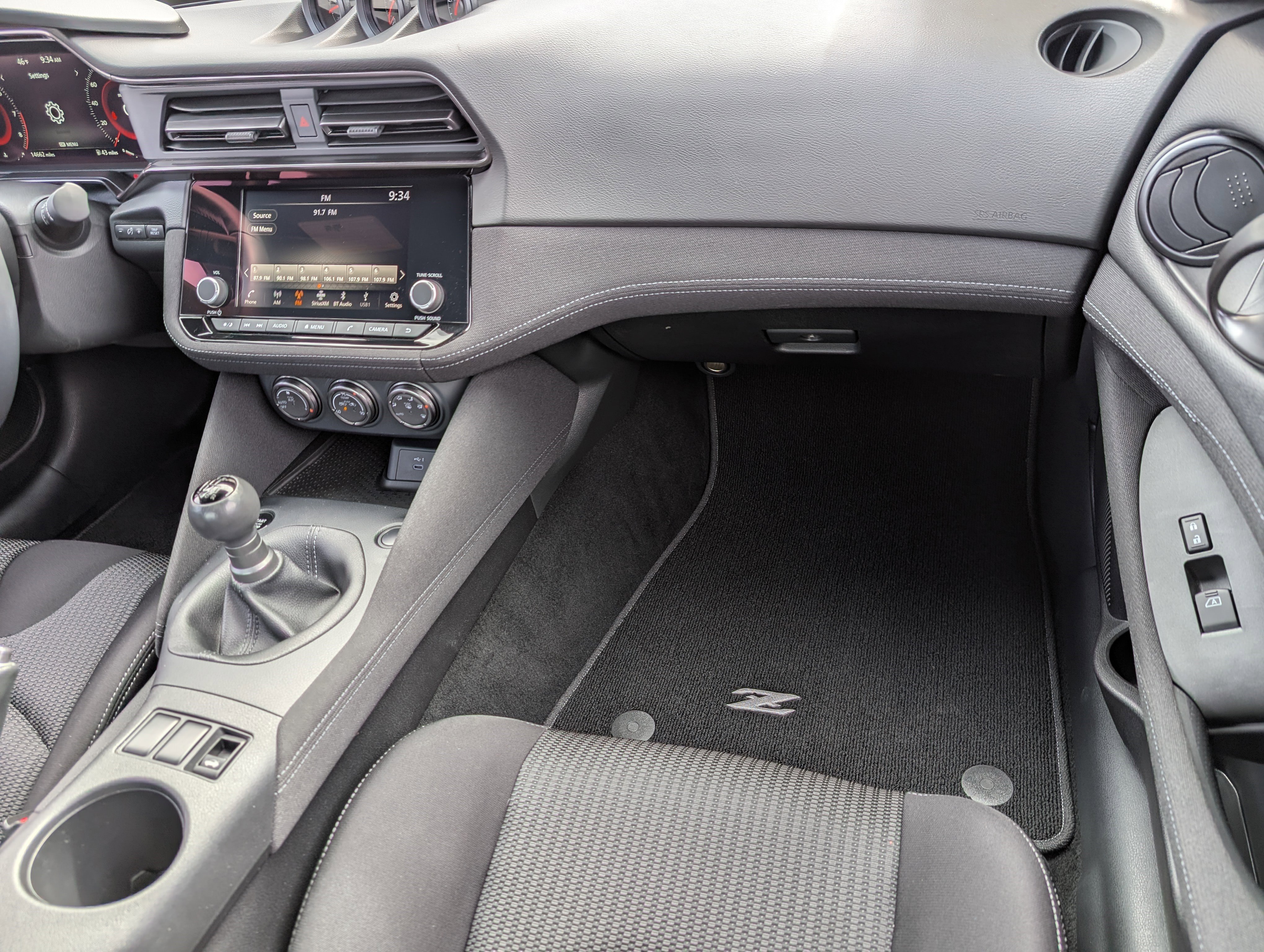 Used 2024 Nissan Z Sport w/ Floor Mat Package RWD image 21