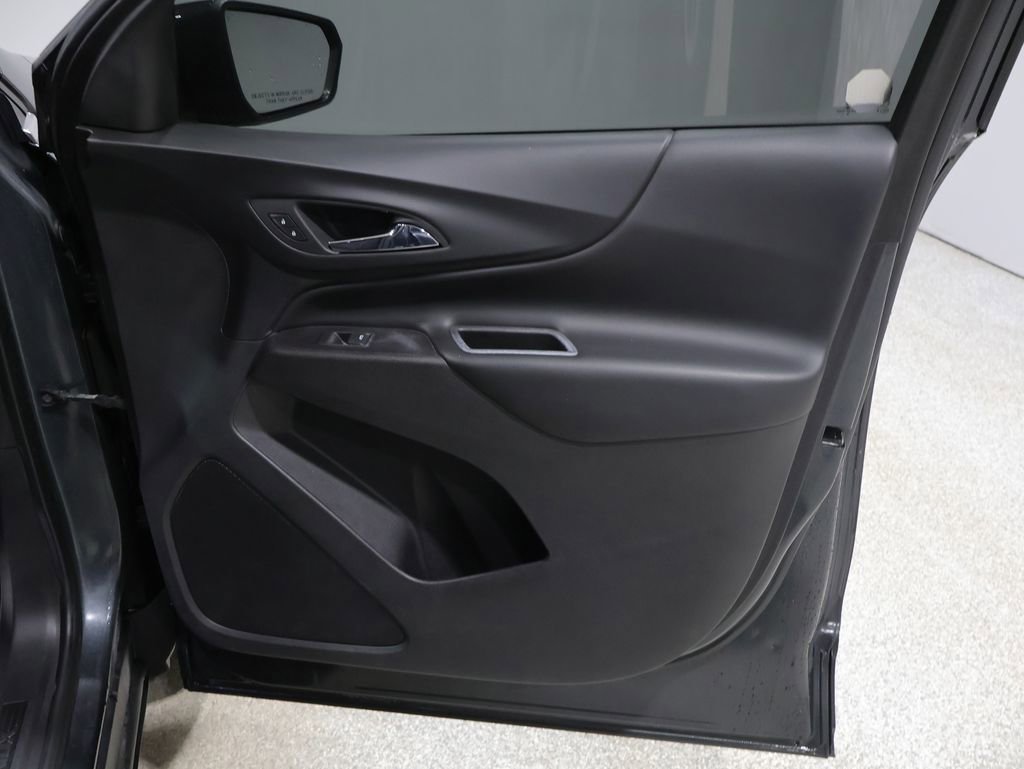 Used 2020 Chevrolet Equinox LT image 23