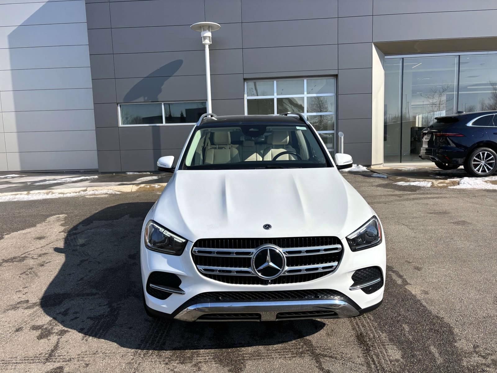 Used 2024 Mercedes-Benz GLE 450 4MATIC image 2