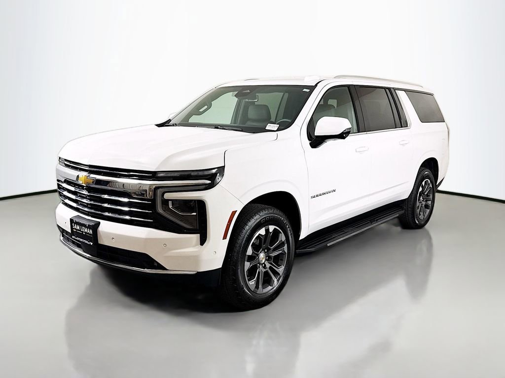 Used 2025 Chevrolet Suburban LT w/ Comfort Package AWD/4WD image 3