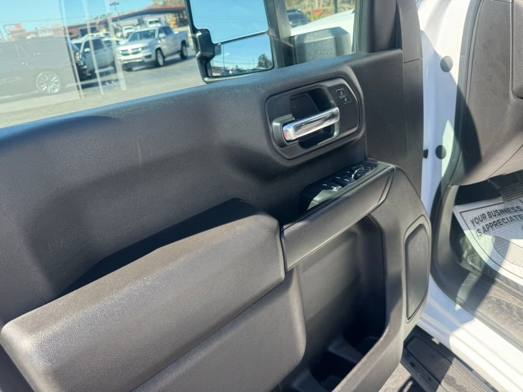 Used 2024 Chevrolet Silverado 2500 W/T image 18