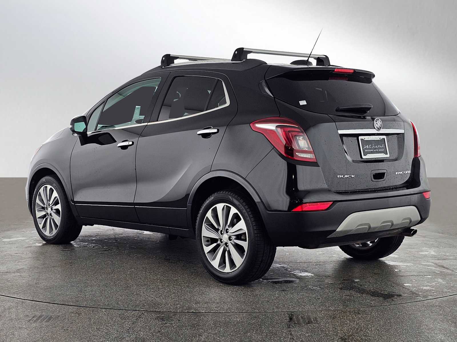 Used 2018 Buick Encore Preferred image 5