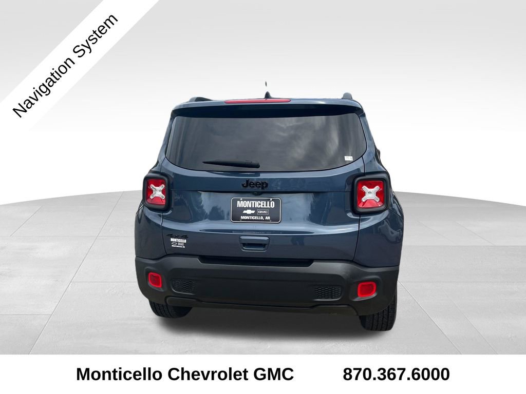 Used 2023 Jeep Renegade Latitude w/ Sun/Sound Group AWD/4WD image 4