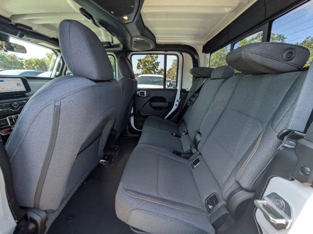 New 2026 Jeep Gladiator Sport AWD/4WD image 12