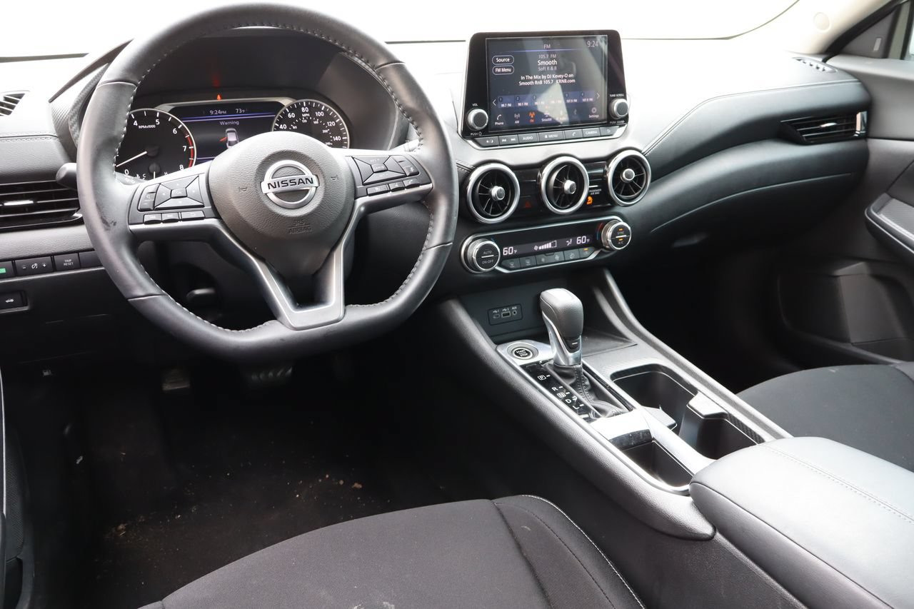 Used 2021 Nissan Sentra SV w/ Trunk Package FWD image 4