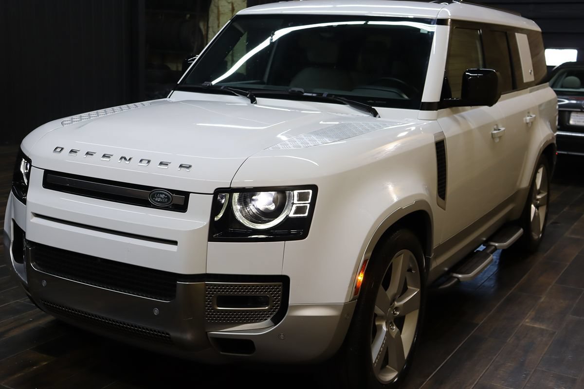 Used 2023 Land Rover Defender 130 First Edition AWD/4WD image 6