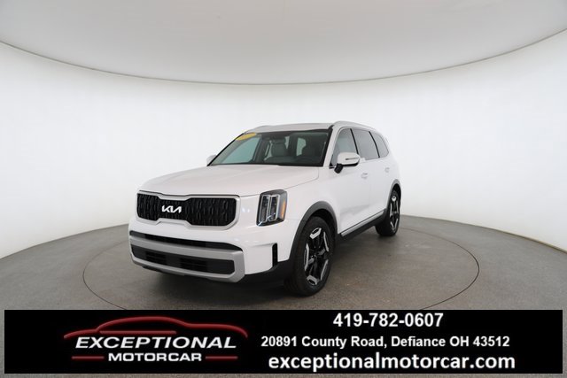 Used 2023 Kia Telluride EX w/ EX Captain's Chair Package