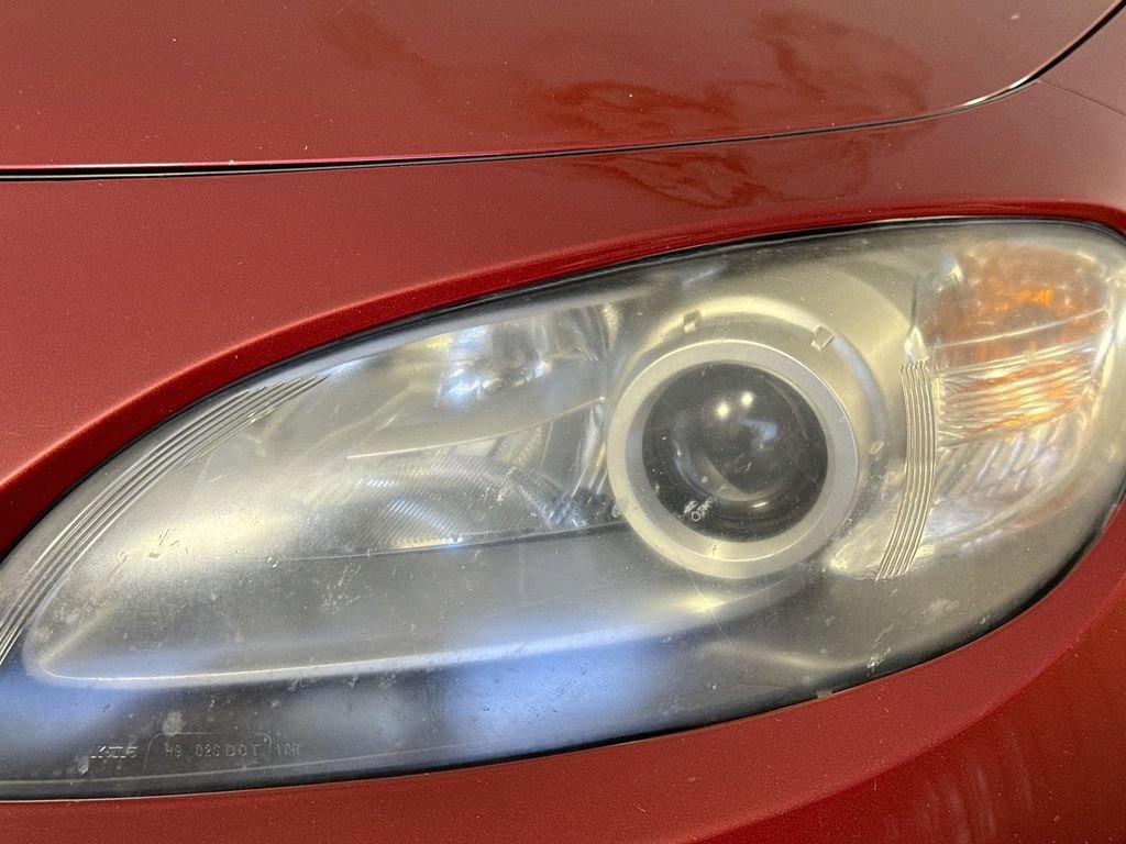 Used 2012 MAZDA MX-5 Miata Grand Touring RWD image 35