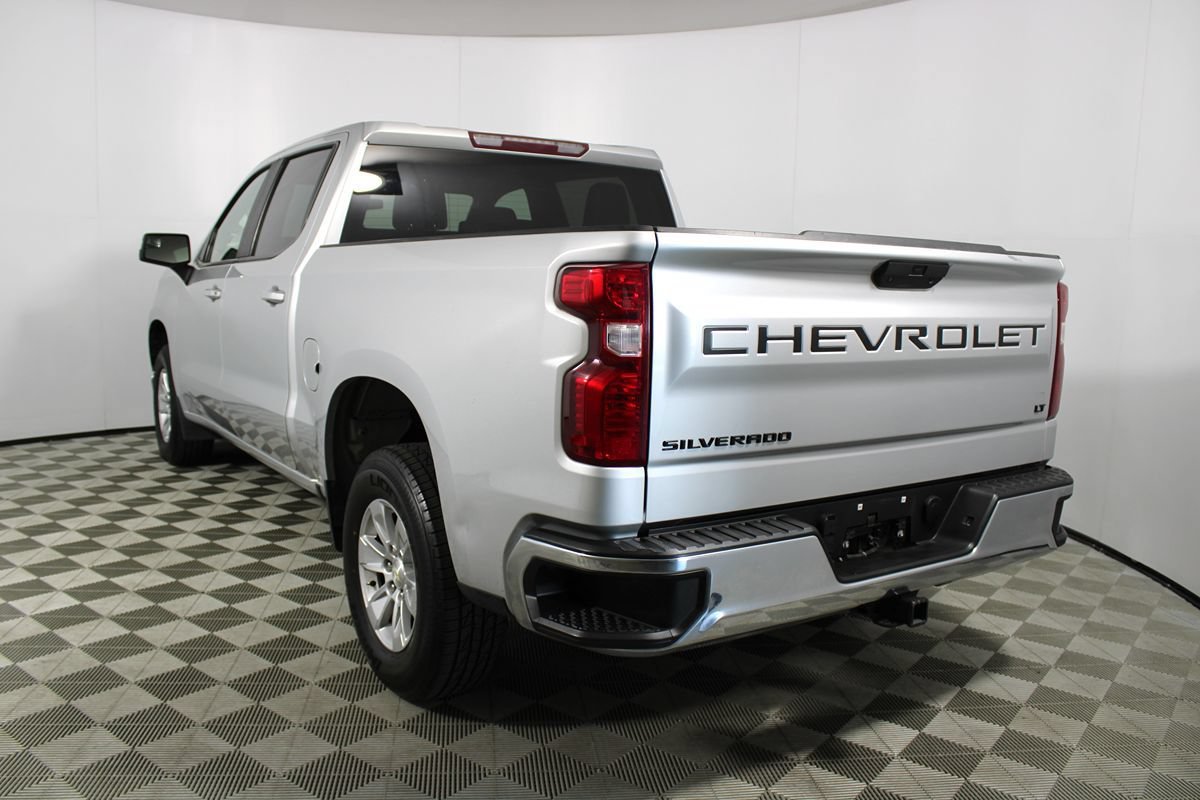 Used 2022 Chevrolet Silverado 1500 LT w/ LPO, Dark Essentials Package RWD image 27