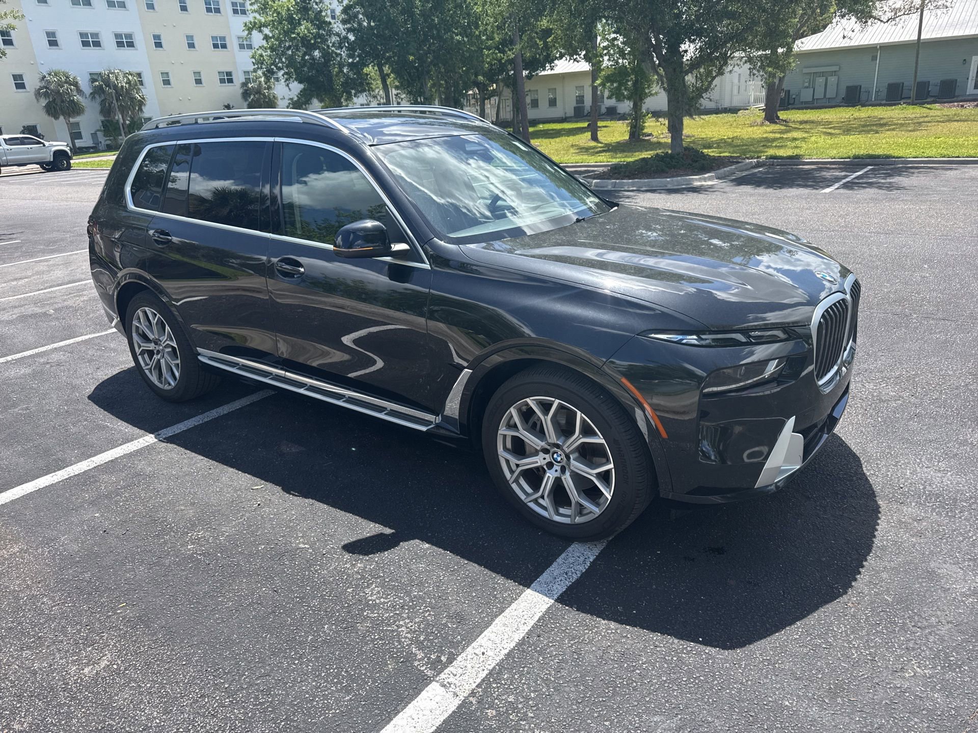 Used 2024 BMW X7 xDrive40i video 2