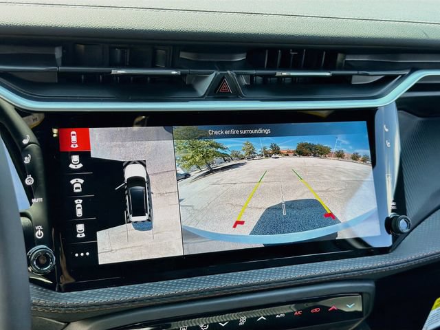 New 2026 Jeep Cherokee Overland w/ Advanced Pro Tech Group AWD/4WD image 15