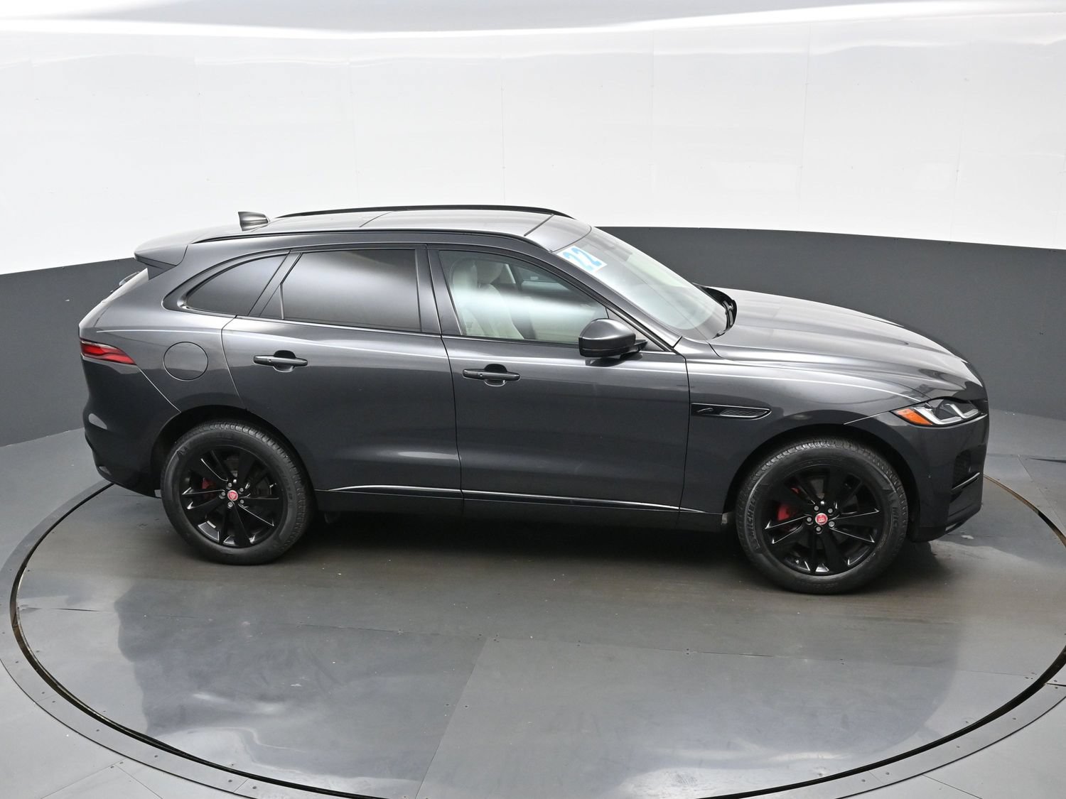 Used 2022 Jaguar F-PACE S AWD/4WD image 39