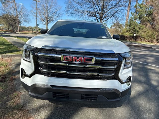 Used 2025 GMC Terrain Elevation image 8