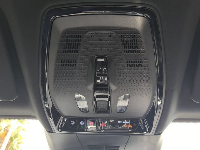 Used 2024 Cadillac Lyriq Sport RWD image 25