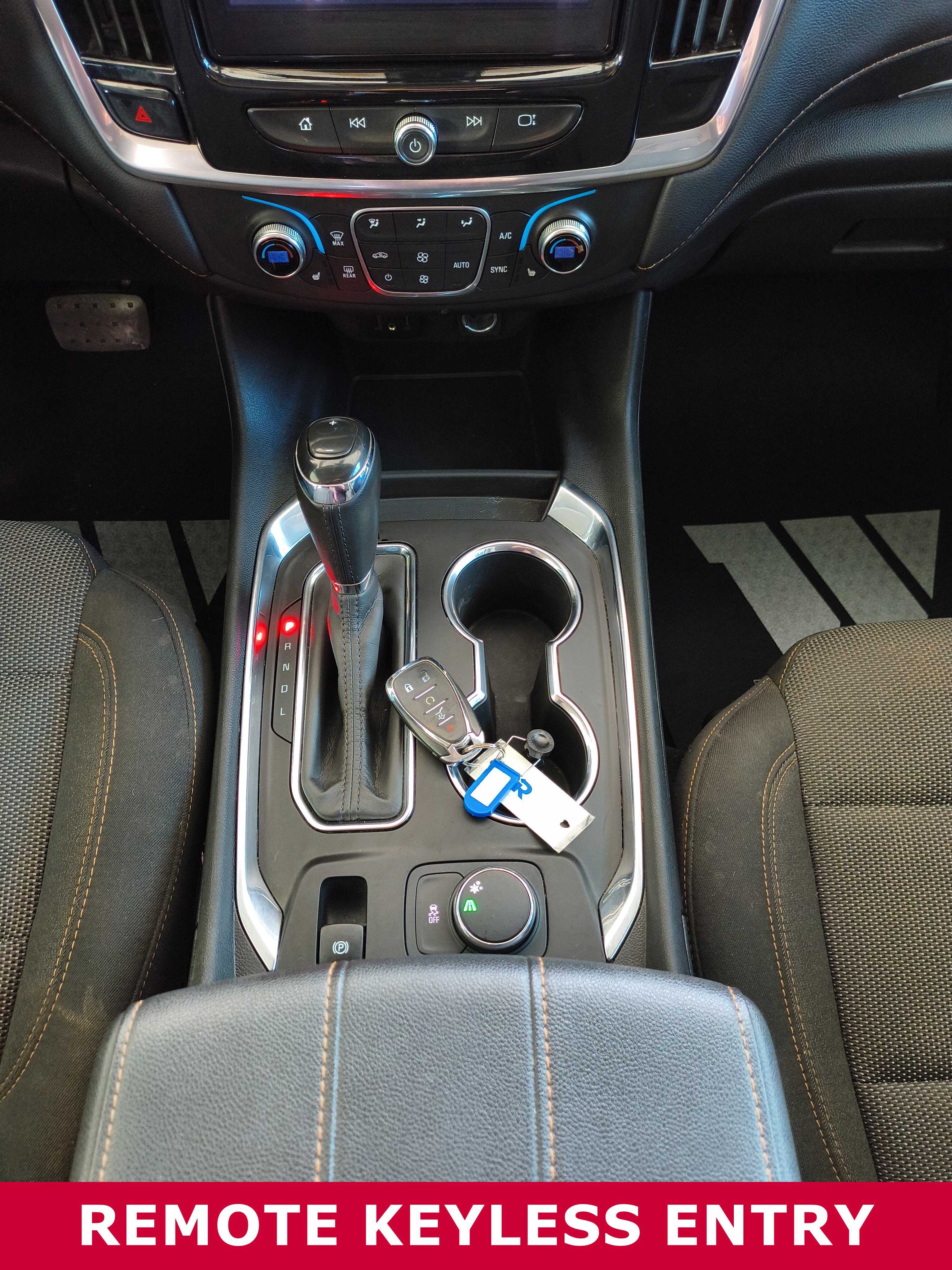 Used 2020 Chevrolet Traverse LT image 17