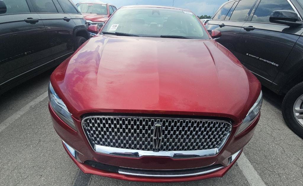 Used 2019 Lincoln MKZ Premiere FWD image 2