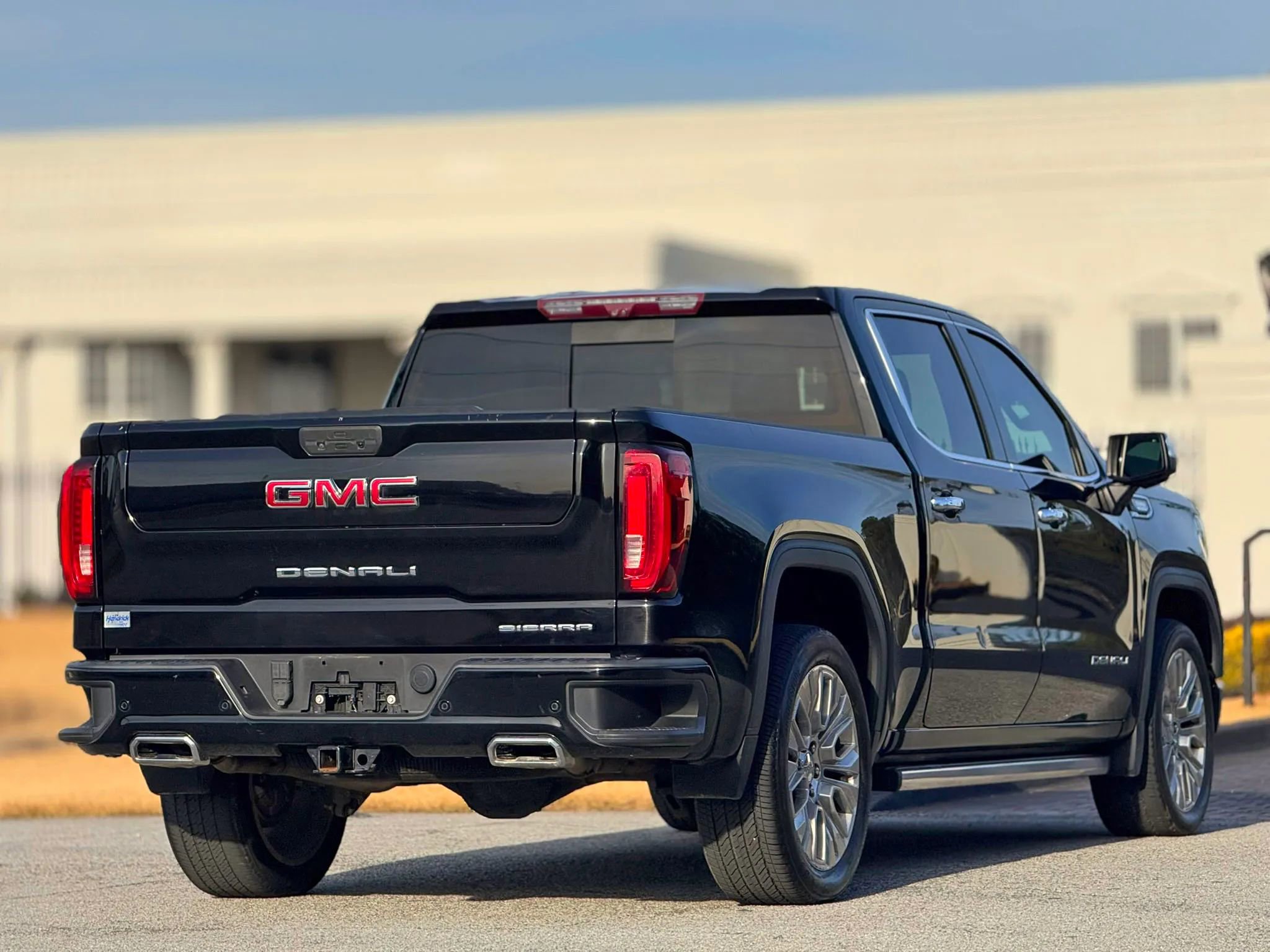 Used 2021 GMC Sierra 1500 Denali w/ Denali Ultimate Package image 11